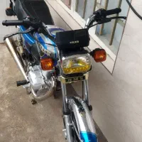 موتور سیکلت 200