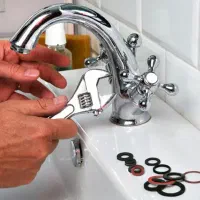 نصب تخصصی رادیاتور و شیر آلات ساختمان|خدمات پیشه و مهارت|ساوه, |دیوار