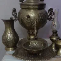 لوستر و مجسمه برنجی