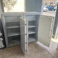 ۲عددگاوصندوق کاوه جدید گاو صندوق اداری طبق متحرک|ابزارآلات|تهران, شهرک گلها (تهرانسر)|دیوار