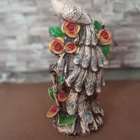 مجسمه طاووس