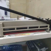 دستگاه برش کاغذ گیوتین کتاب