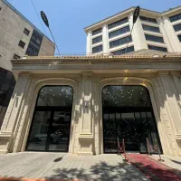 160 متر مغازه اندرزگو با ارتفاع 6 متر