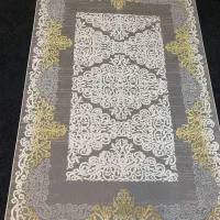 ۲ عدد فرش ۴ متری بسیار تمیز و خیلی کم کارد