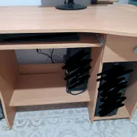 میز کامپیوتر