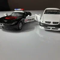 ۲ عدد ماشین فلزی اسباب بازی سالم|اسباببازی|جهرم, |دیوار