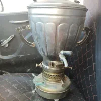 سماور نفتی برنجی و قدیمی .