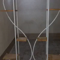 ویترین جای گلدانی