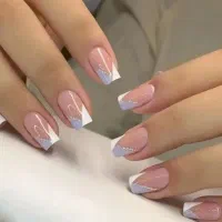 مدل کاشت ناخن و ۵۰ درصد تخفیف اموزش