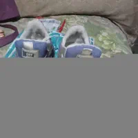یه کتونی اسپرت ارزون میدم تاحالاسه یاچهاربارپوشیدم