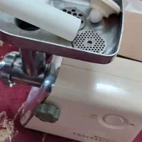 چرخ گوشت کاملا سالم