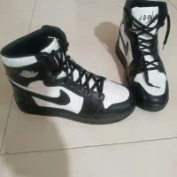 کفش اسپرت نیم بوت