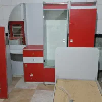 کمد و تخت و میز ارایش  نوجوان|اسباب و اثاث بچه|تبریز, |دیوار