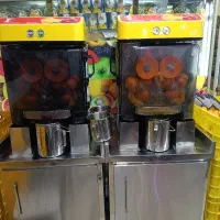 استخدام نیرو کار جهت کار در آبمیوه فروشی