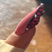 اموزش تخصصی کاشت ناخن گلسار