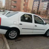 L90تندر لوگان