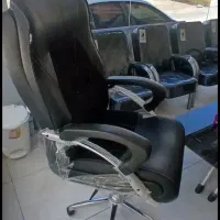 صندلی چرم اداری چرخ دار
