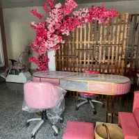 اجاره صندلی برای خدمات رنگ و‌لایت و صندلی ناخن