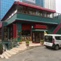 ۳۴۰ متر ویلایی پشت برج ابان