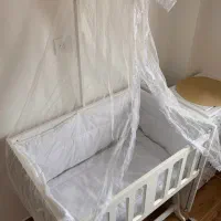 تخت گهواره شو کودک