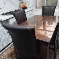 میز غداخوری با ۴ تا صندلی