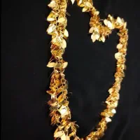 رو مانتویی (گردنبند) بدل