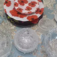 تعدادی ظروف کریستال و ارکوپال