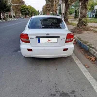 ریو سفید مدل ۹۰