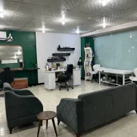 استخدام کلینیک زیبایی