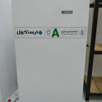 یخچال فریزر ایستکول ۵ فوت سالم و کاملا نو