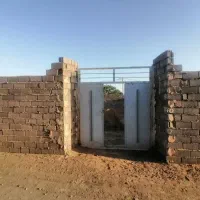 زمین-فروشی-دست-انقلاب