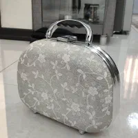 کیف ارایش چمدانی