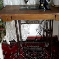 چرخ خیاطی سینجر عتیقه