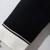 تعدادی لباس|لباس|کرمانشاه, |دیوار