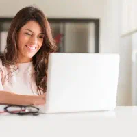 نیازمند سئوکار خانم