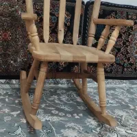 صندلی مادر بزرگ صندلی. راکی|صندلی و نیمکت|قم, قلعه کامکار|دیوار