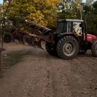 تراکتور باغی و بزرگ شخم روتیواتر تسطیح،خاک ورزی|خدمات باغبانی و درختکاری|هشتگرد, هشتگرد قدیم|دیوار