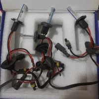 لامپ زنون و بالاست