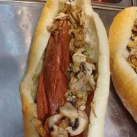 ساندویچ زن آشپز|استخدام خدمات فروشگاه و رستوران|تهران, لویزان|دیوار