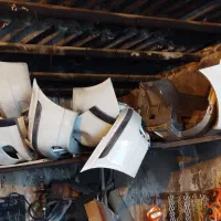 خدمات صافکاری و بازسازی قطعات استوک بدنه و موتوری