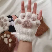 کلاه فانتزی و دستکش پنجه ای