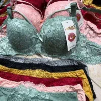 ست و نیم تنه|لباس|دلیجان, |دیوار