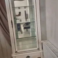 یک دست میز ناهارخوری و ویترین وکنسول درحدنو