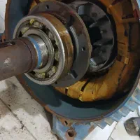 پمپ والکتروموتور و دینام و موتورگیربکس