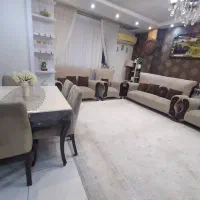 فروش مبلمان هفت نفره و میز نهار خوری  چهار نفره