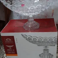 میوه خوری نو، بیضی شکل و همراه با کارتون|ظروف سرو و پذیرایی|خمینی‌شهر, |دیوار