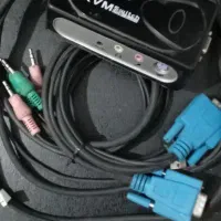 سویچ دو پورت Kvm و چهار پورته وی نت