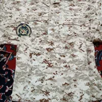 لباس سربازی|لباس|کاشان, درب اصفهان|دیوار