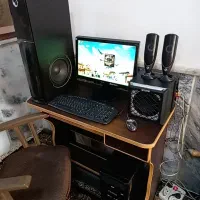 کیس کامپیوتر ومانیتور کامل معاوضه با گوشی