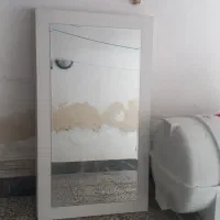 ۳ عدد اینه قدی مربوط به سالن زیبایی